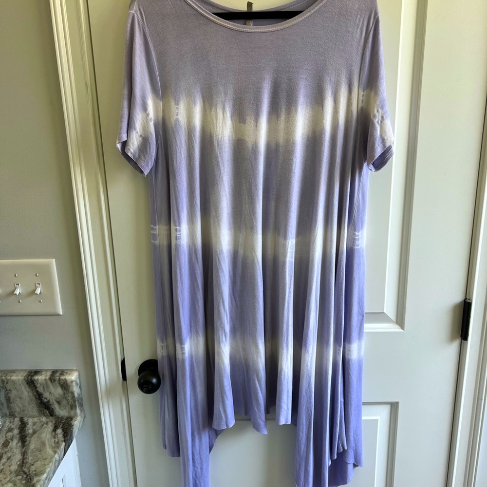 Purple flowy dress super soft
